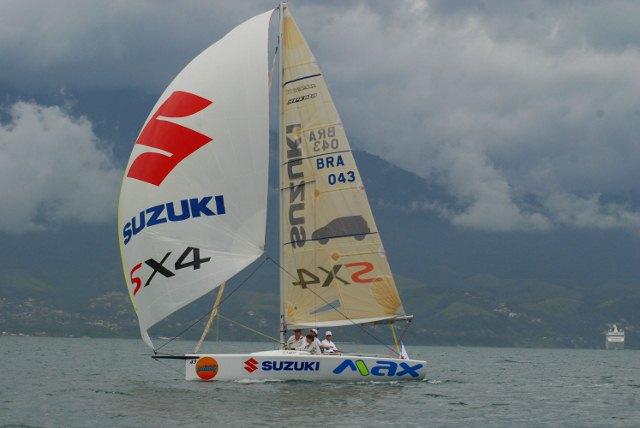 A etapa de abertura da Copa Suzuki Jimny - Circuito Ilhabela de Vela Oceânica, será finalizada neste fim de semana, no litoral paulista, com participação de 40 barcos e cerca de 300 velejadores / Foto: Aline Bassi / Balaio